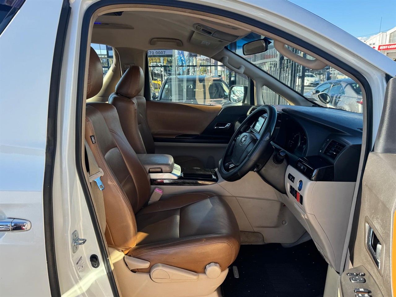 2014 Toyota VELLFIRE thumbnail