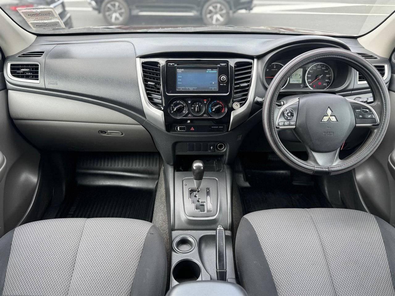 2017 Mitsubishi Triton thumbnail