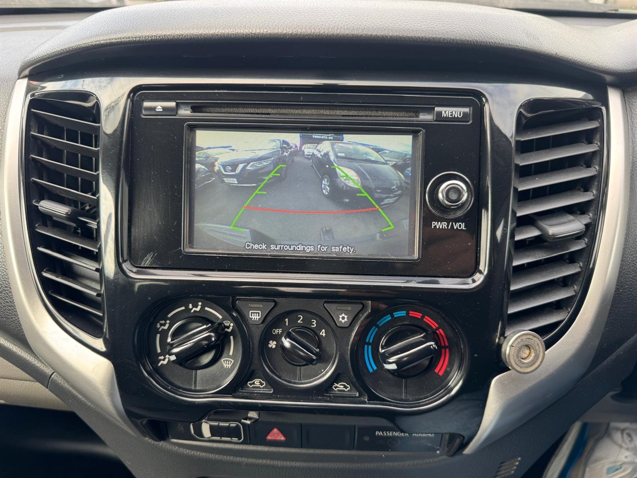 2017 Mitsubishi Triton thumbnail