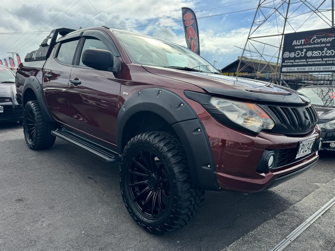 2017 Mitsubishi Triton thumbnail