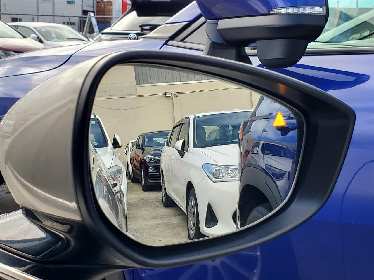 2023 Mazda 3 thumbnail