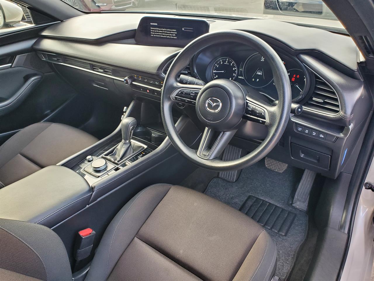 2023 Mazda 3 thumbnail