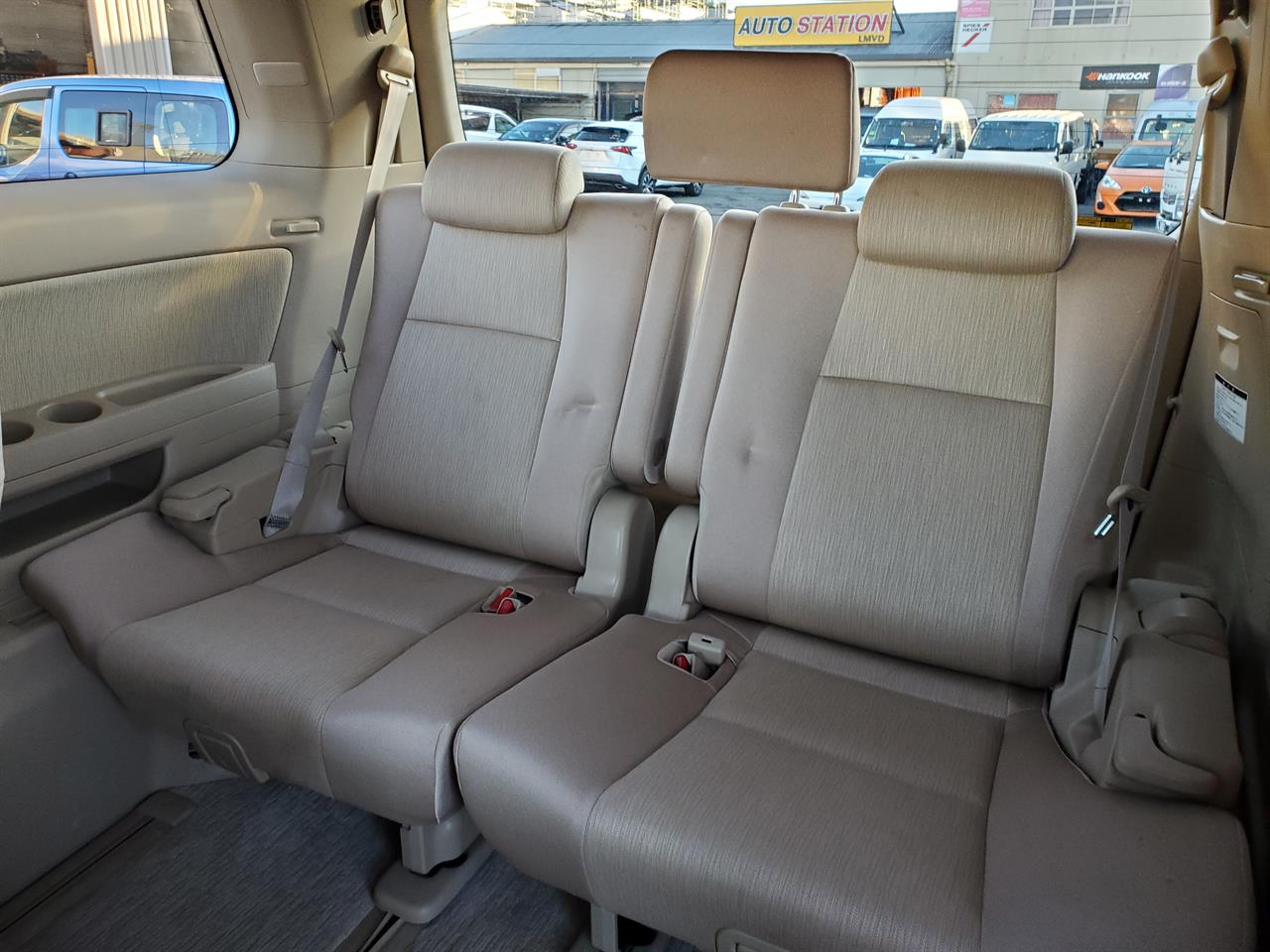 2012 Toyota Vellfire thumbnail