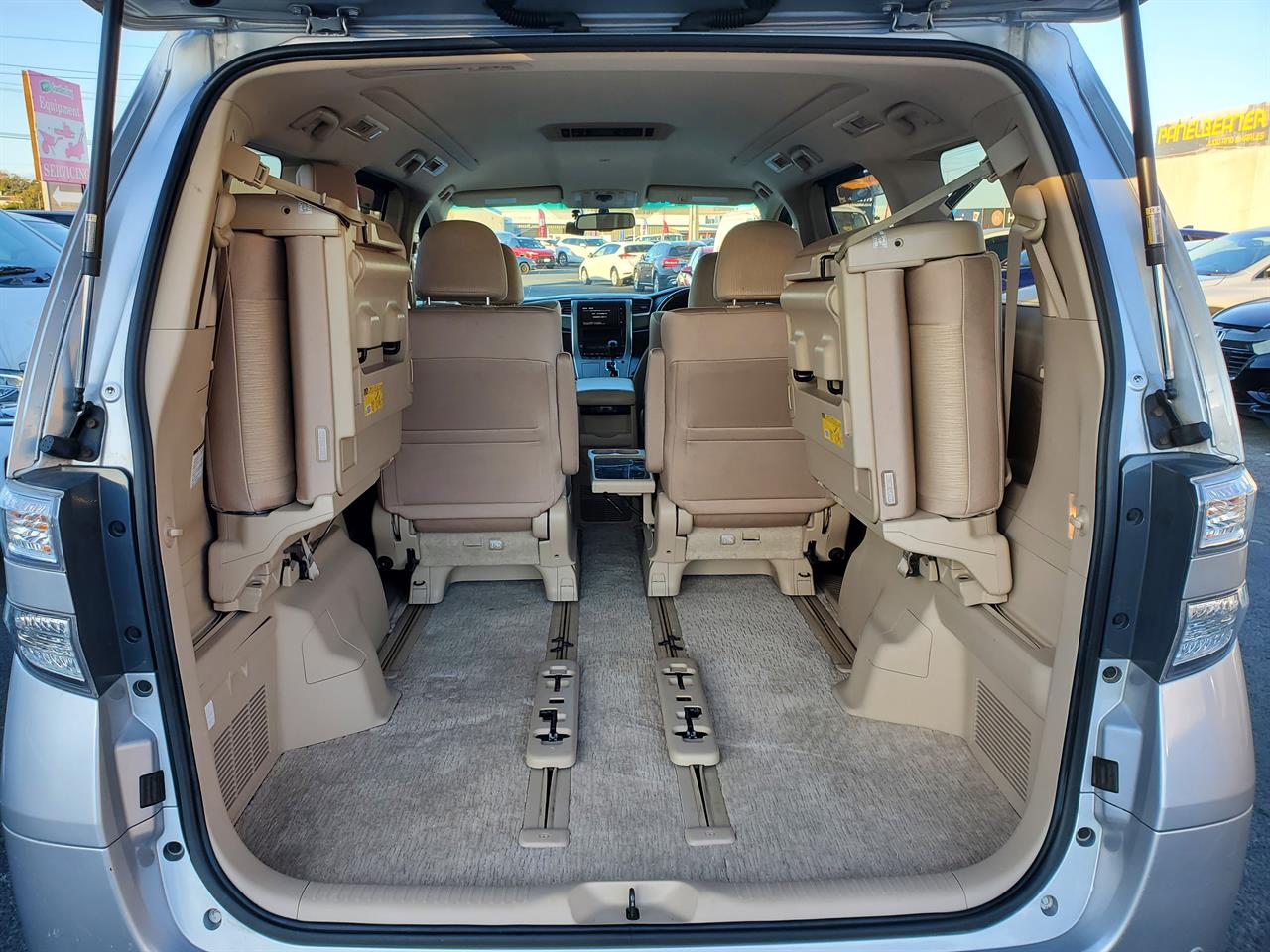 2012 Toyota Vellfire thumbnail