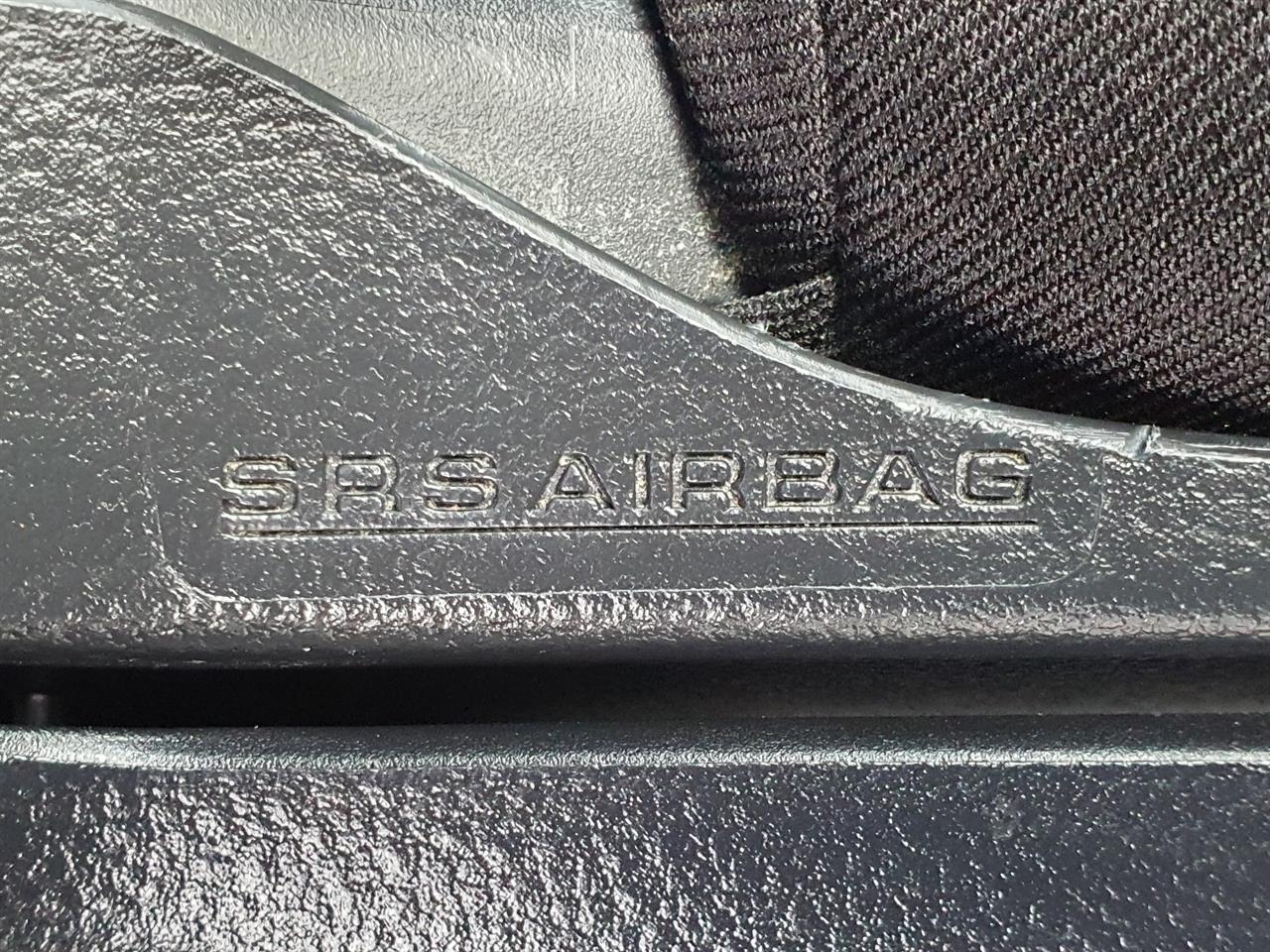 2018 Toyota C-HR thumbnail