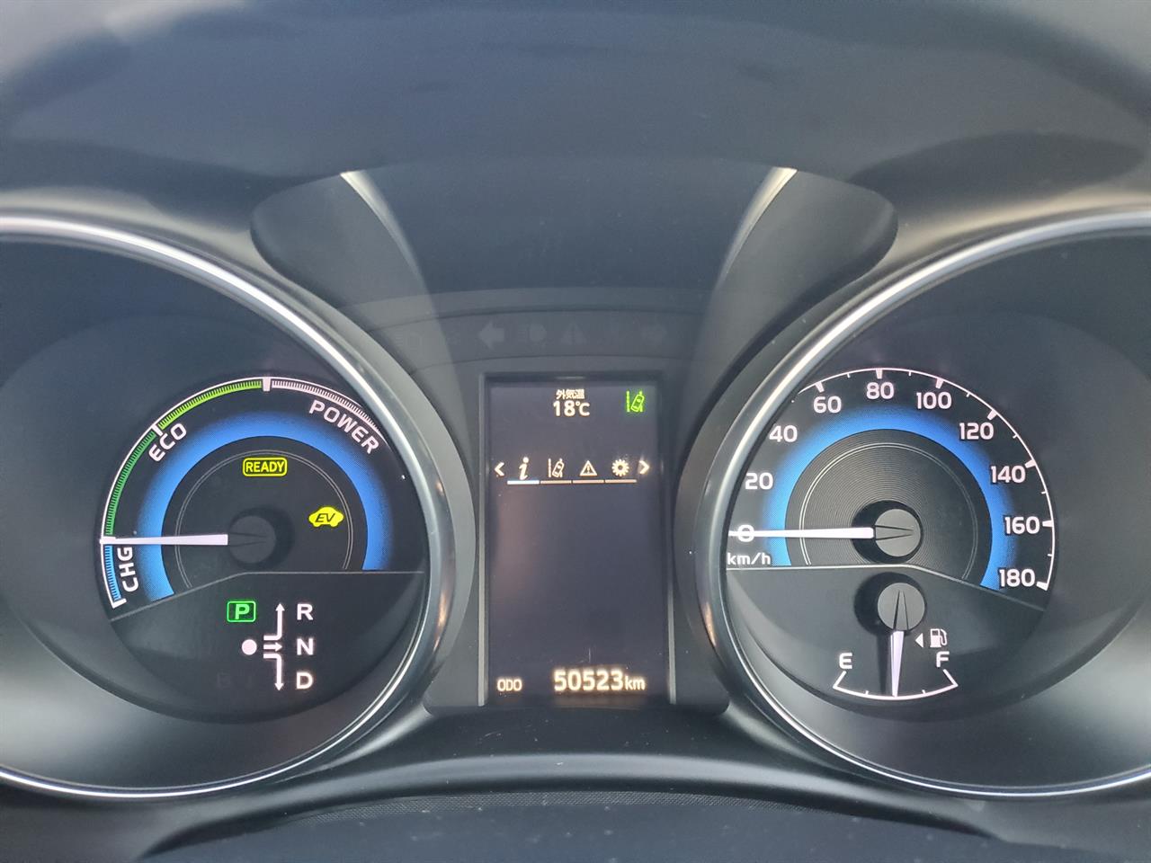 2016 Toyota Auris thumbnail