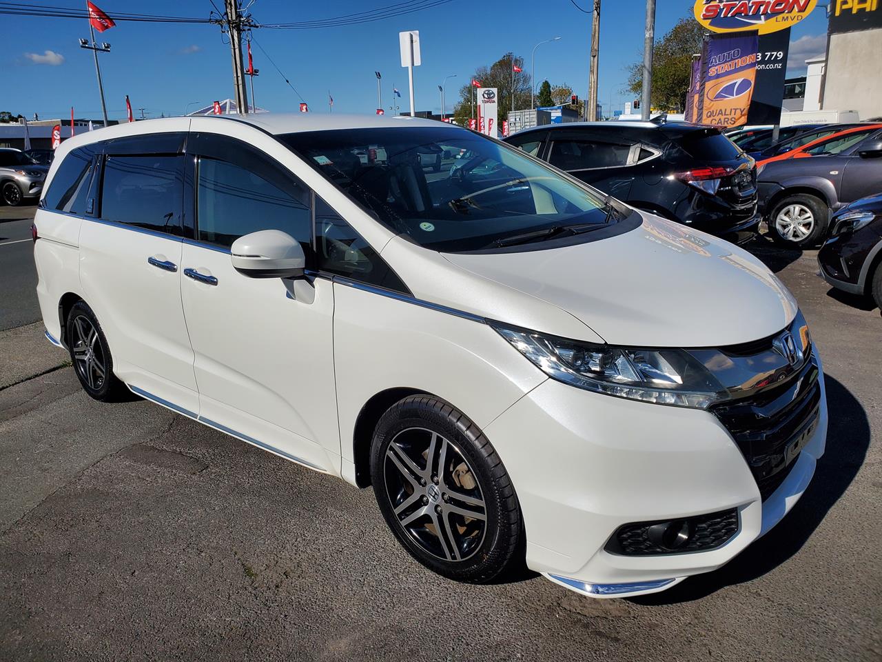 2015 Honda Odyssey thumbnail