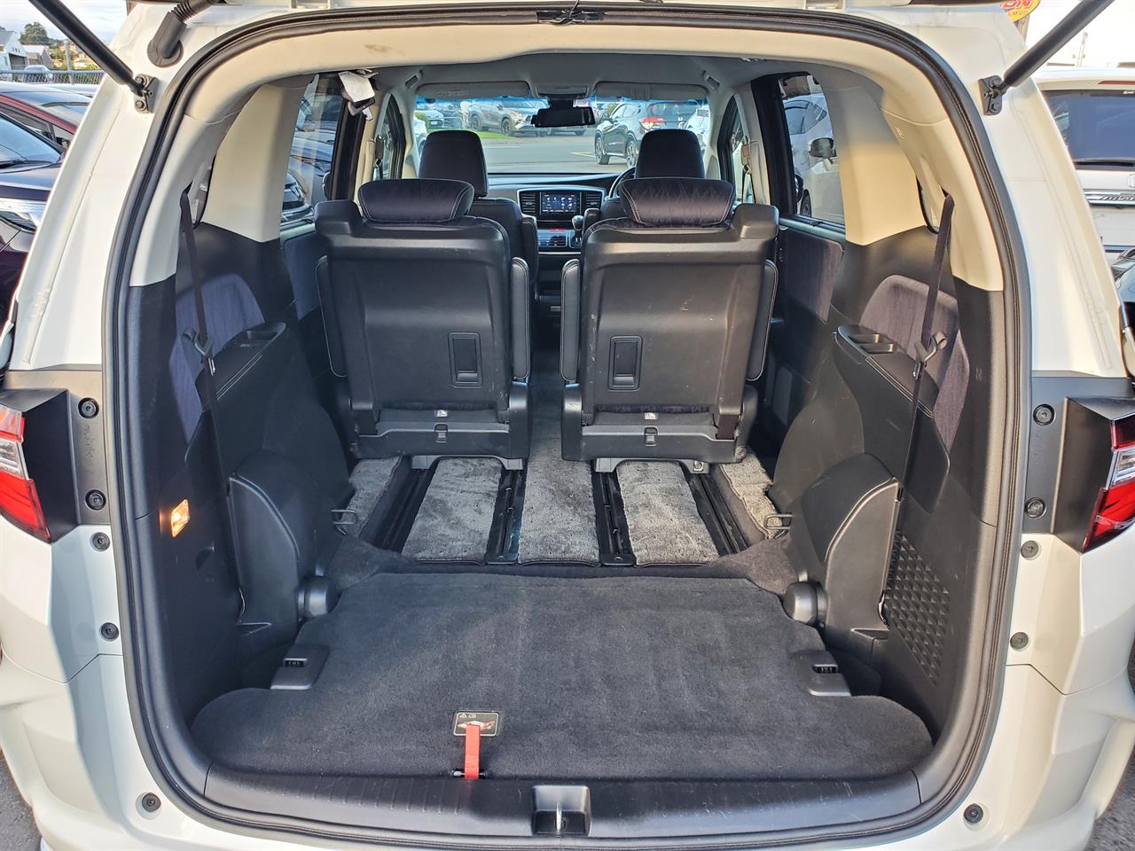 2015 Honda Odyssey thumbnail