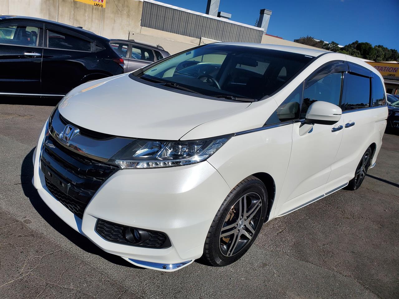 2015 Honda Odyssey thumbnail