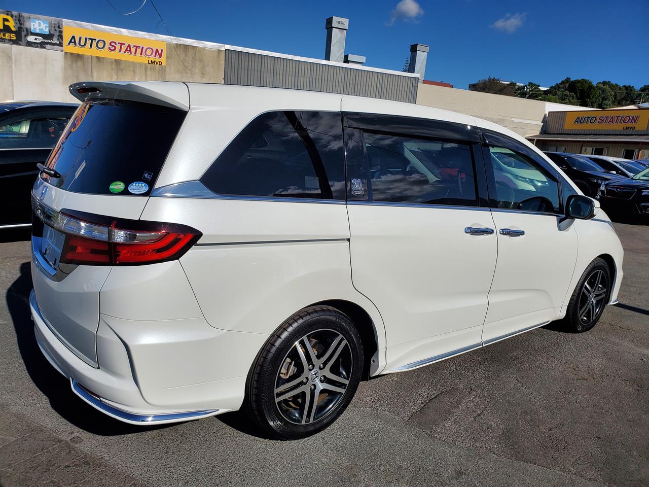 2015 Honda Odyssey thumbnail