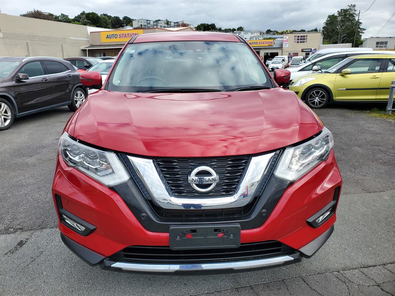 2017 Nissan X-Trail thumbnail