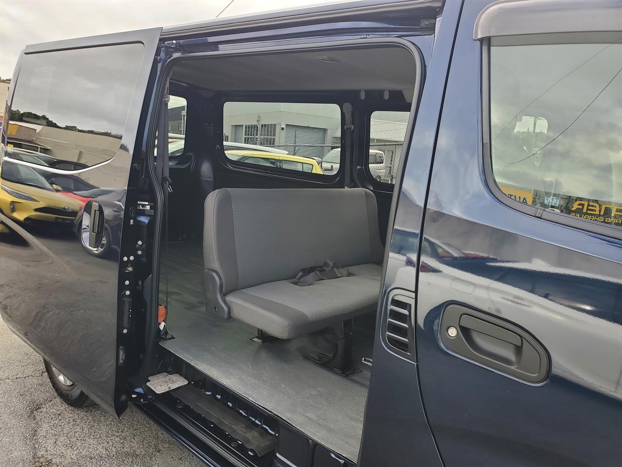 2022 Nissan Caravan thumbnail