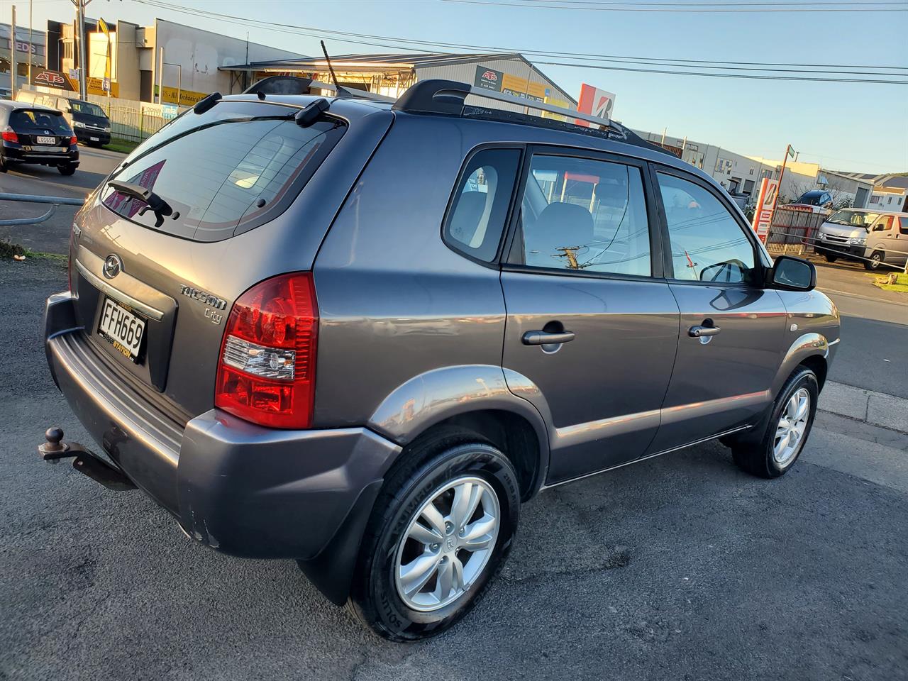 2009 Hyundai Tucson thumbnail