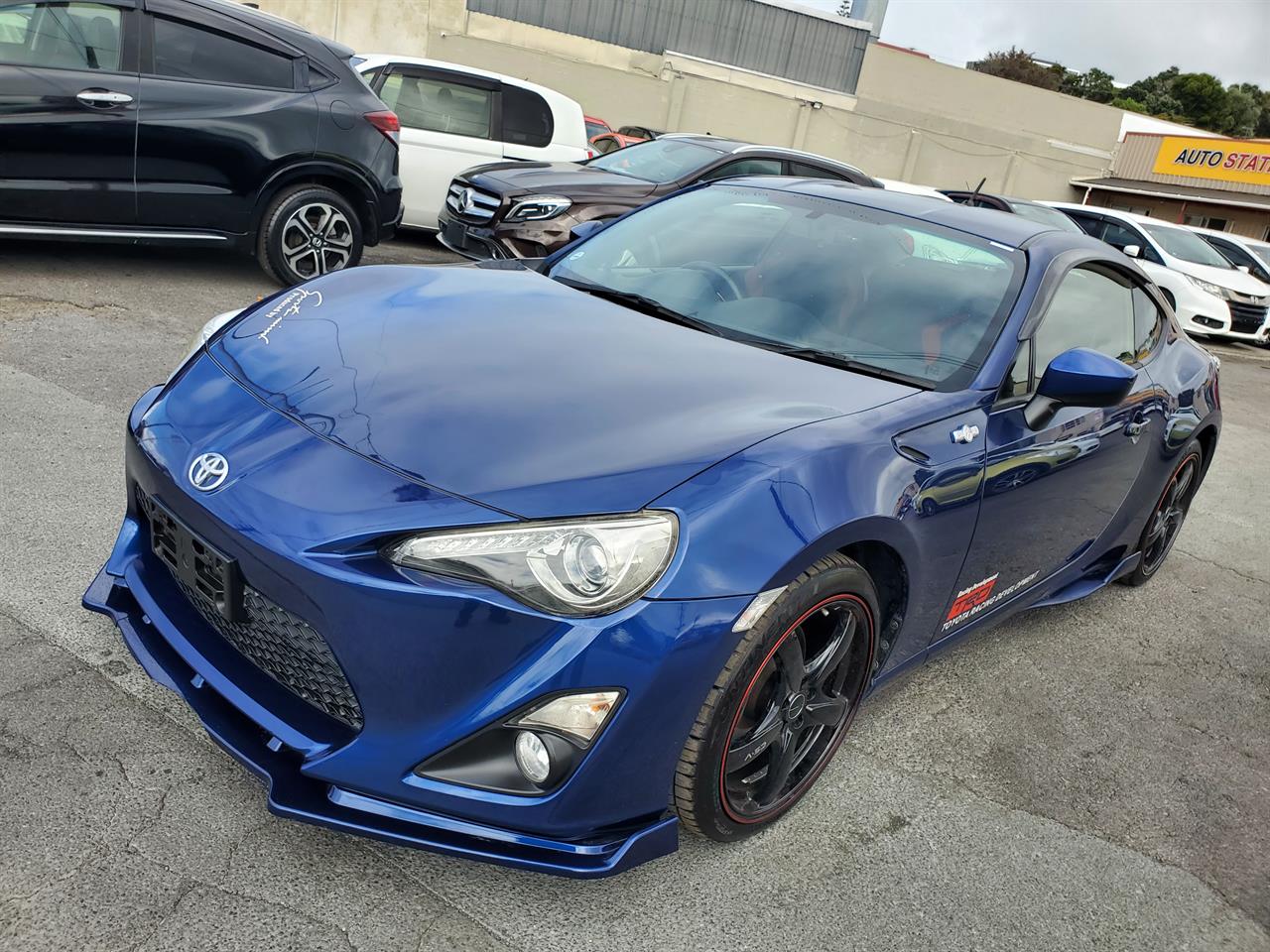 2013 Toyota 86 thumbnail