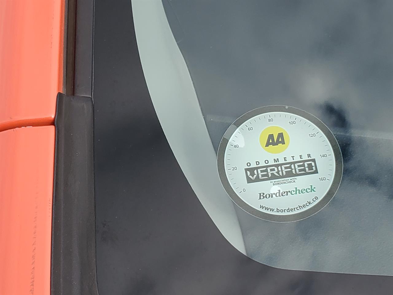 2012 Toyota Aqua thumbnail
