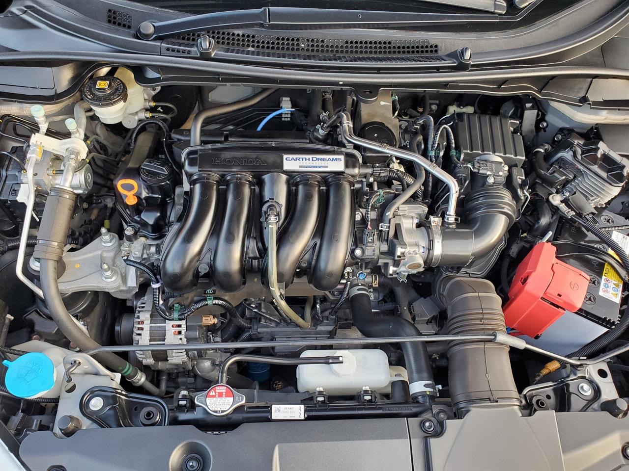 2015 Honda Grace thumbnail