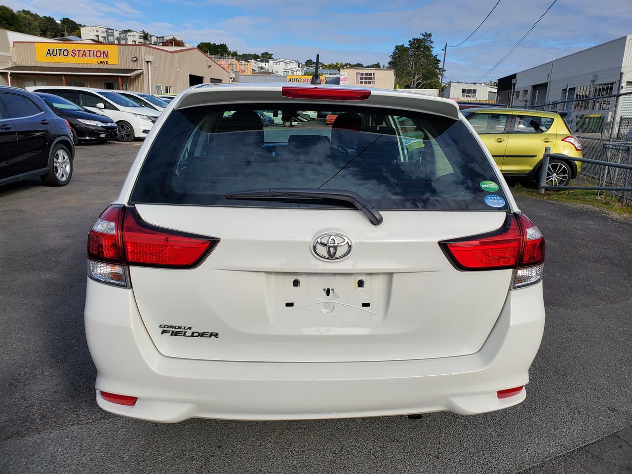2021 Toyota Corolla thumbnail