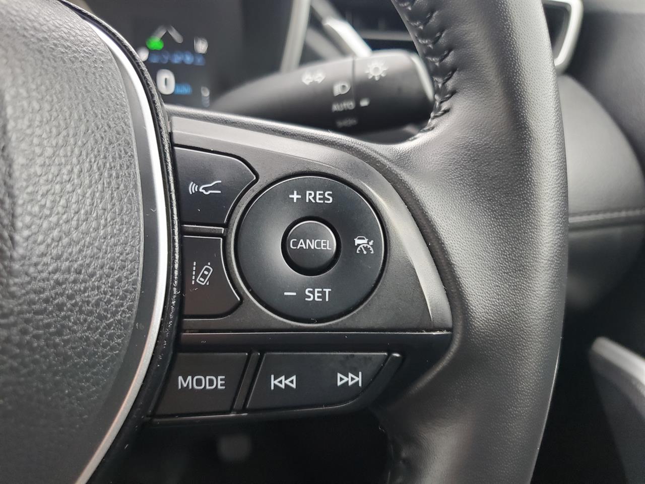 2023 Toyota Corolla thumbnail