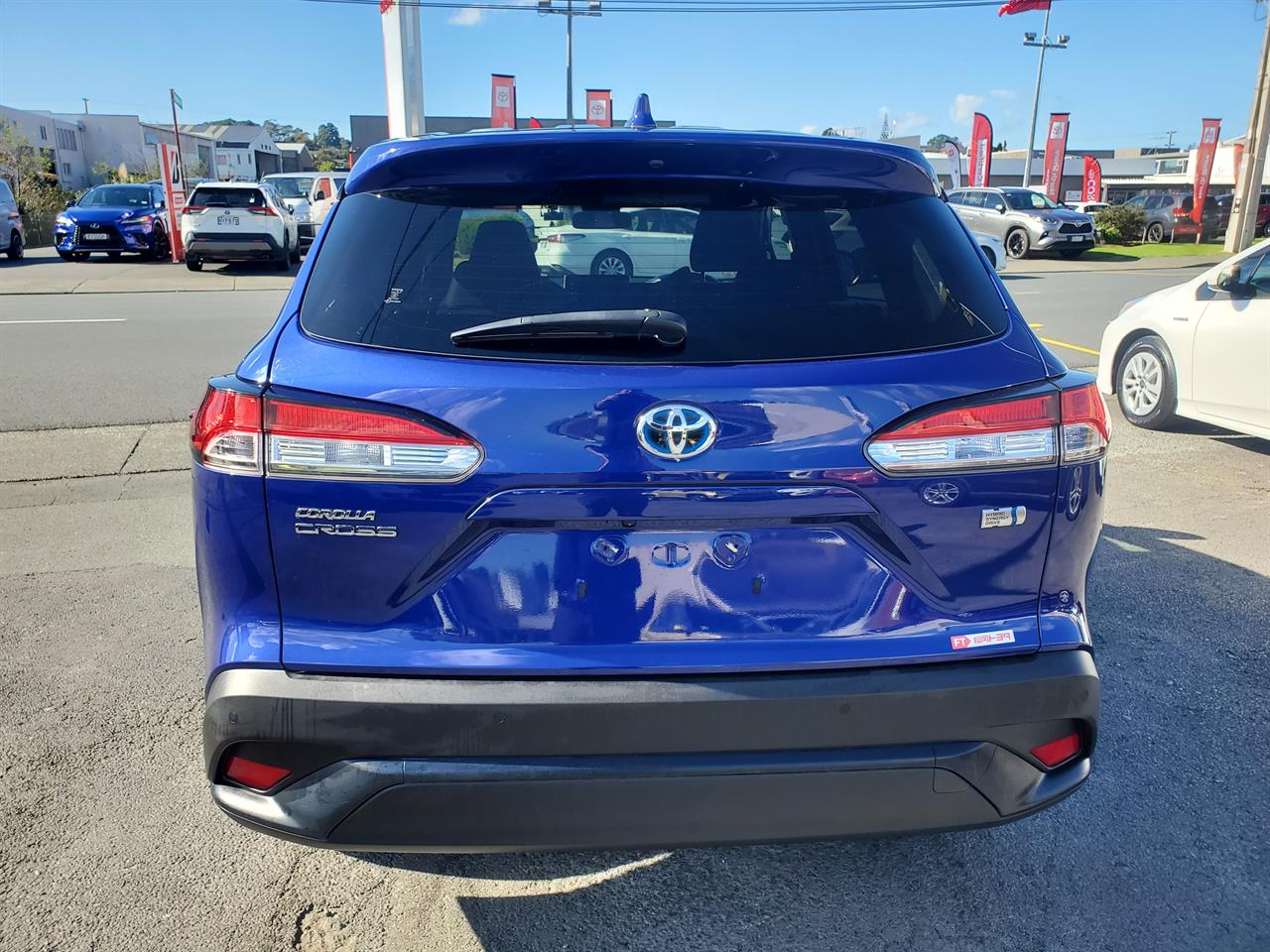 2023 Toyota Corolla thumbnail