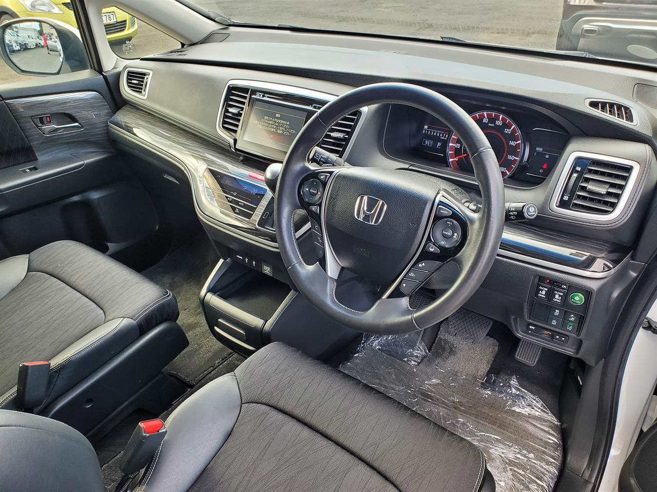 2017 Honda Odyssey thumbnail