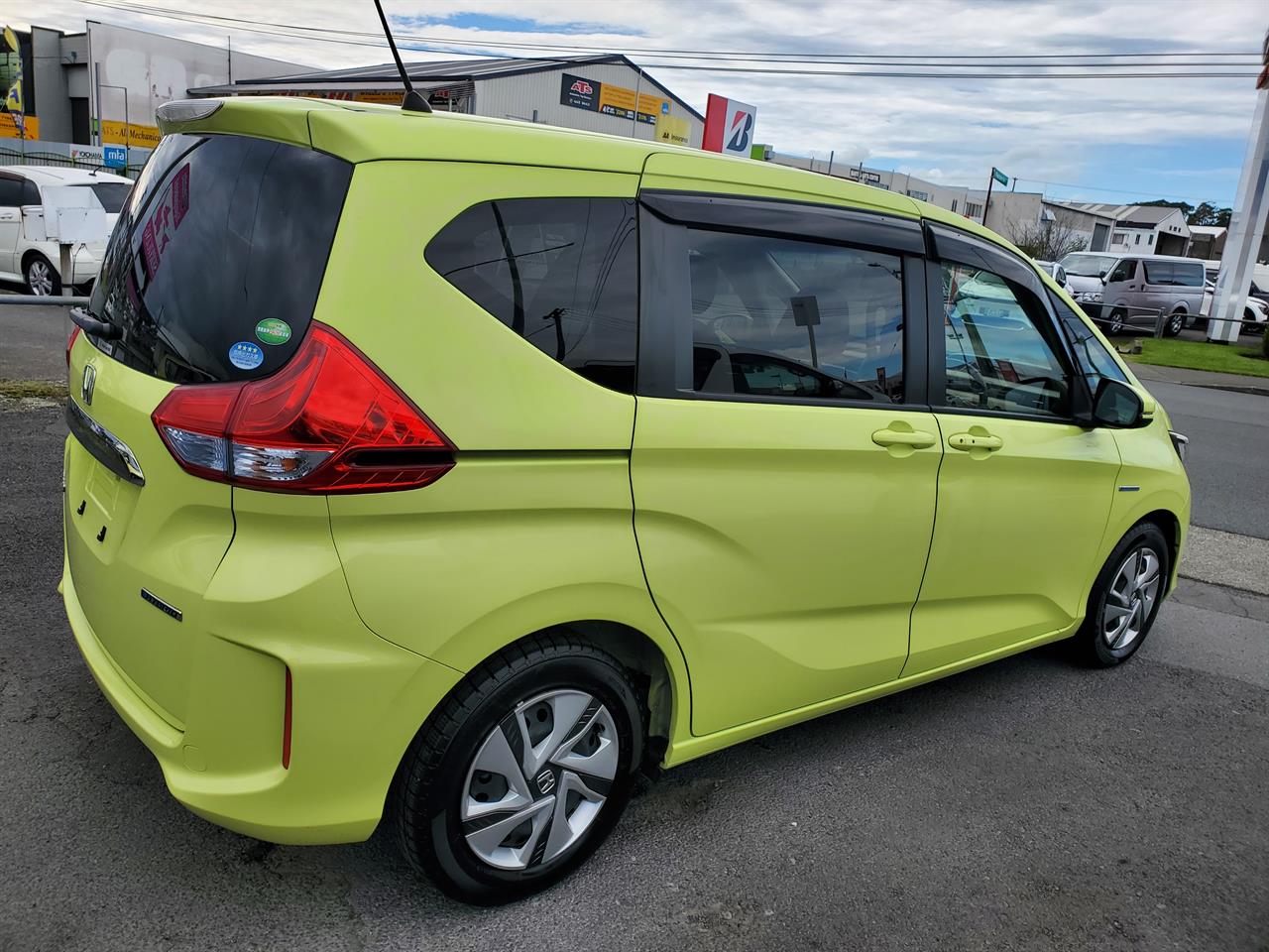 2019 Honda Freed thumbnail