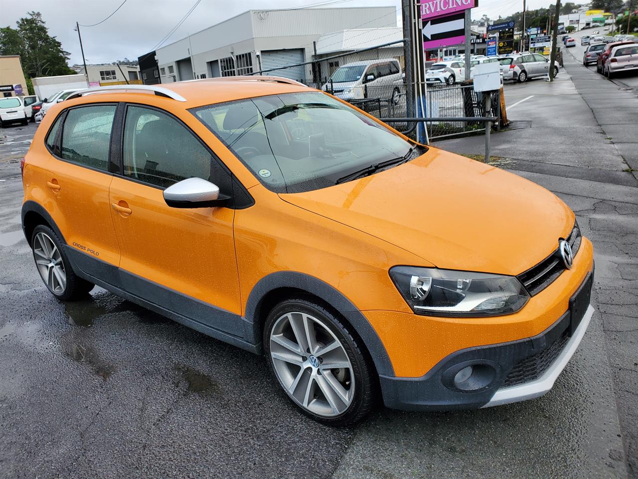 2012 Volkswagen Cross thumbnail