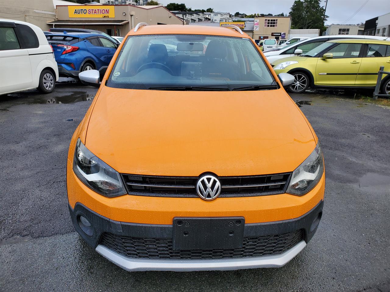 2012 Volkswagen Cross thumbnail