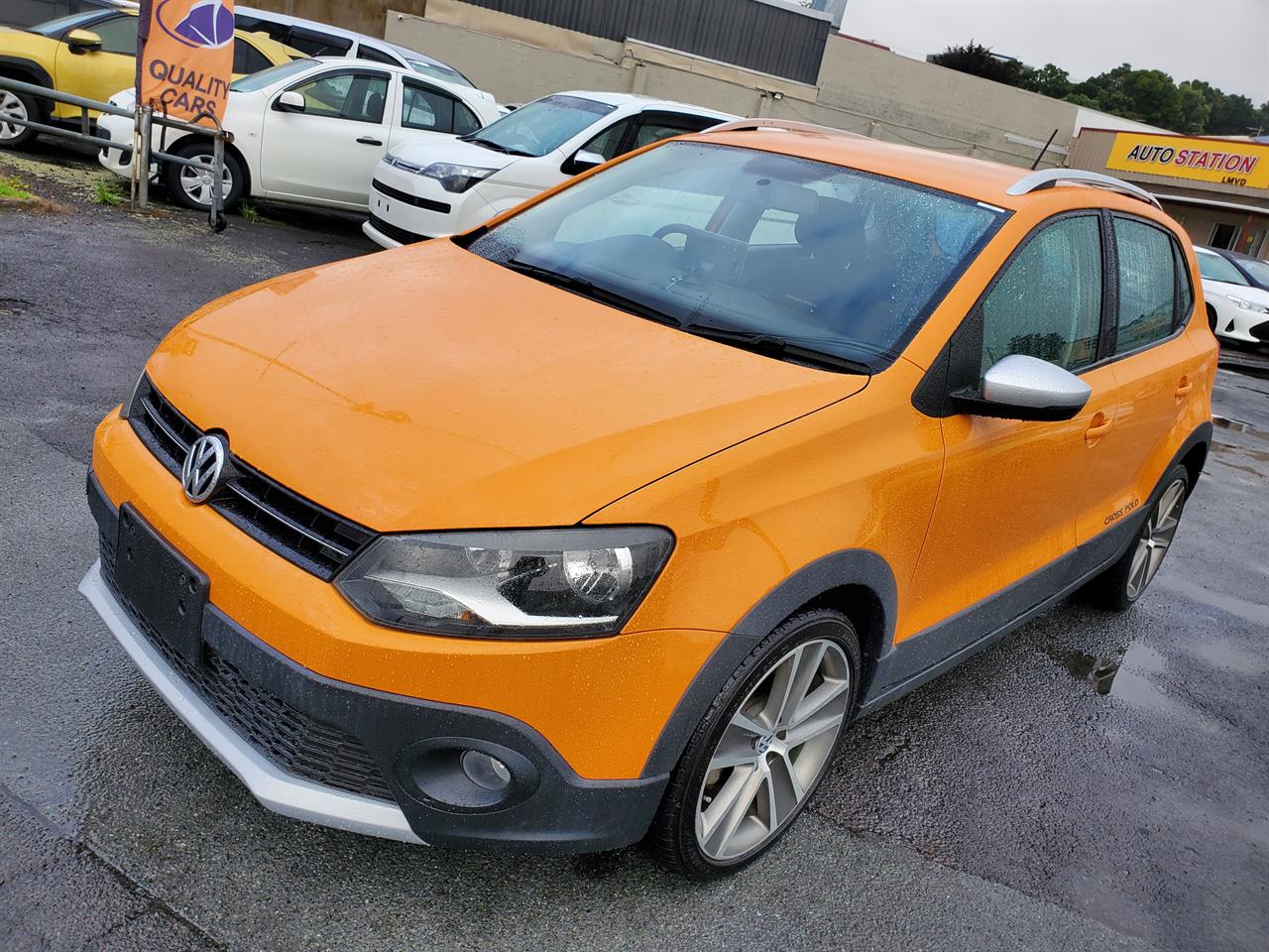 2012 Volkswagen Cross thumbnail