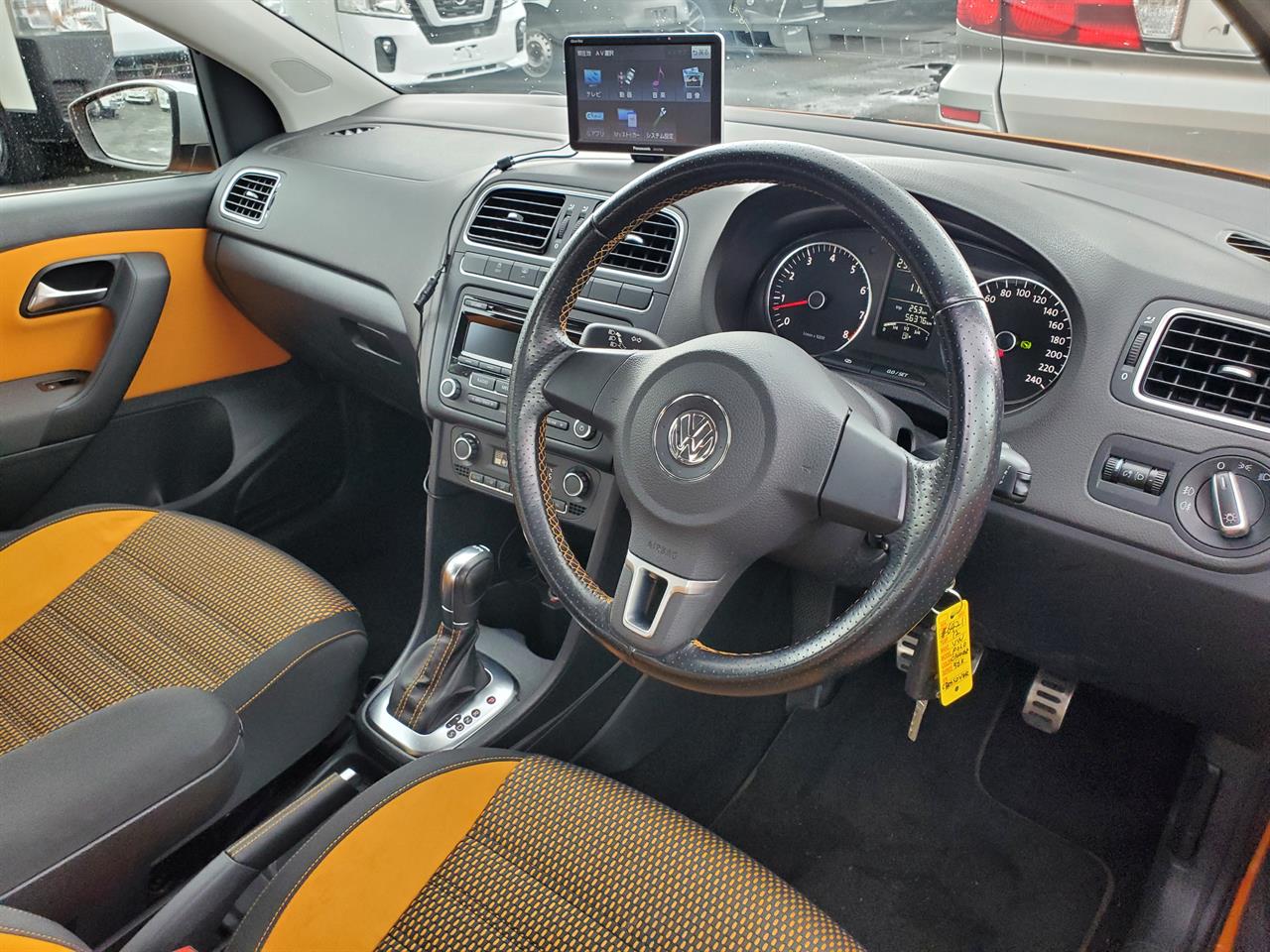 2012 Volkswagen Cross thumbnail