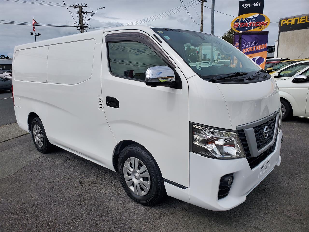 2017 Nissan Caravan thumbnail