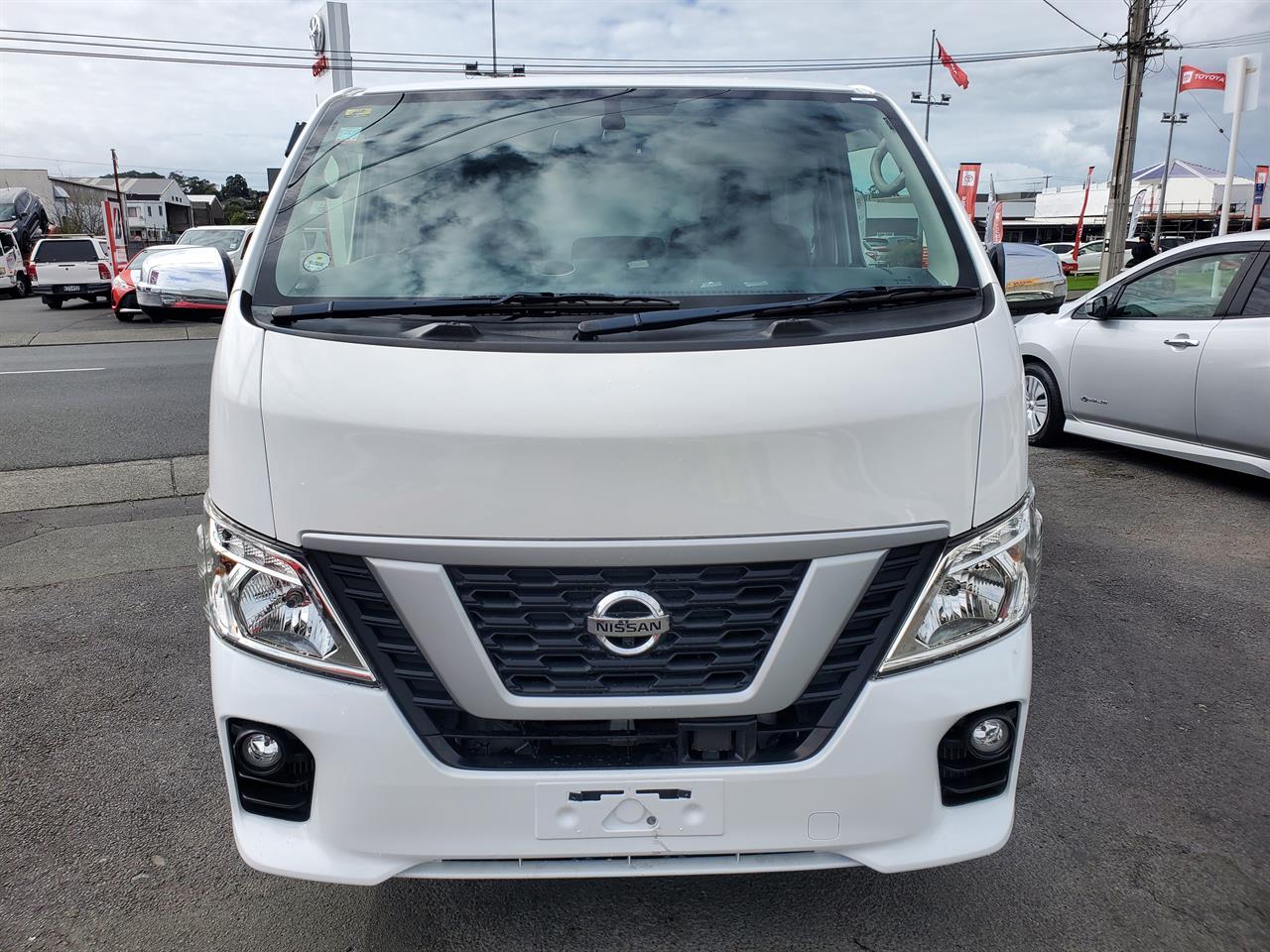 2017 Nissan Caravan thumbnail