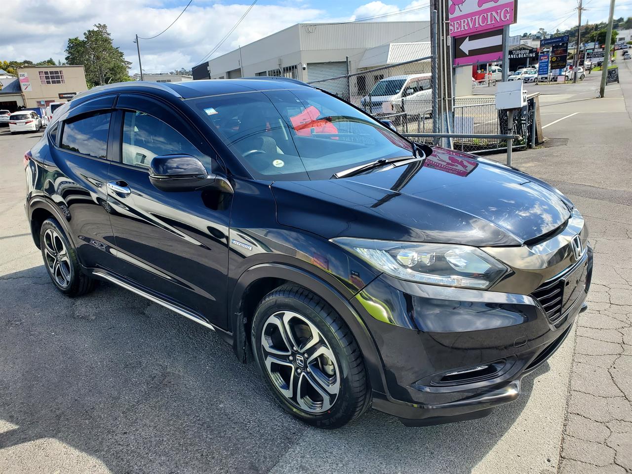 2017 Honda Vezel thumbnail