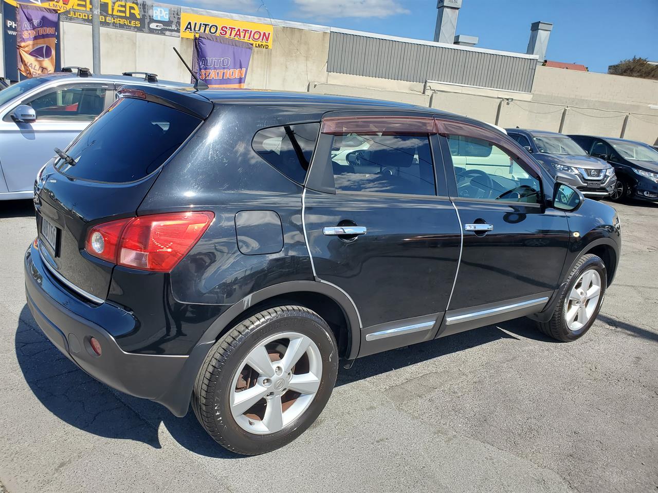 2013 Nissan Dualis thumbnail