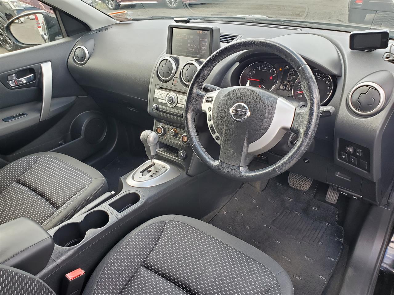 2013 Nissan Dualis thumbnail