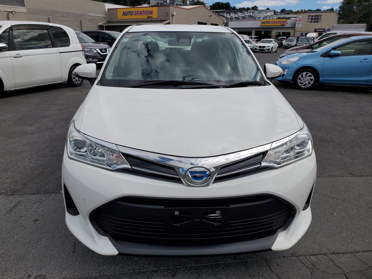 2020 Toyota Corolla thumbnail