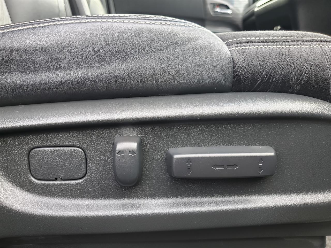 2017 Honda Odyssey thumbnail