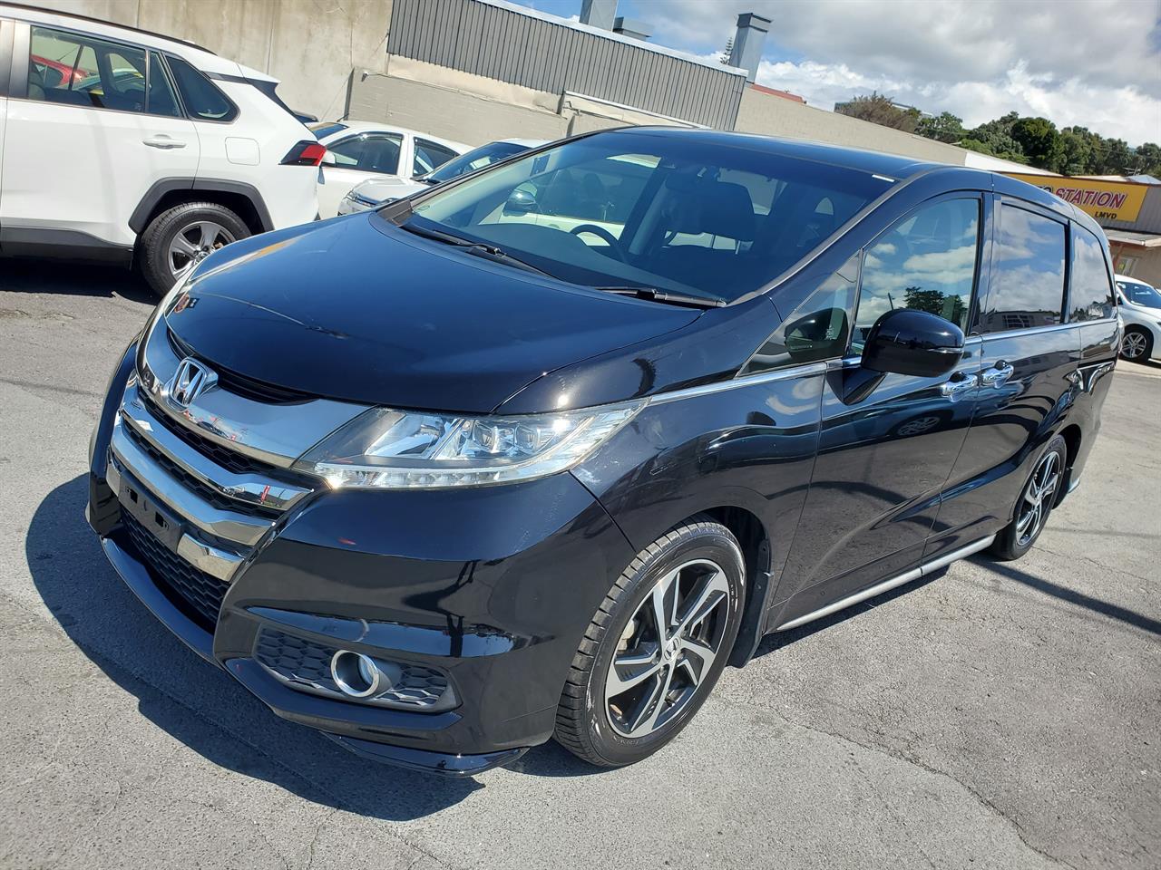 2017 Honda Odyssey thumbnail