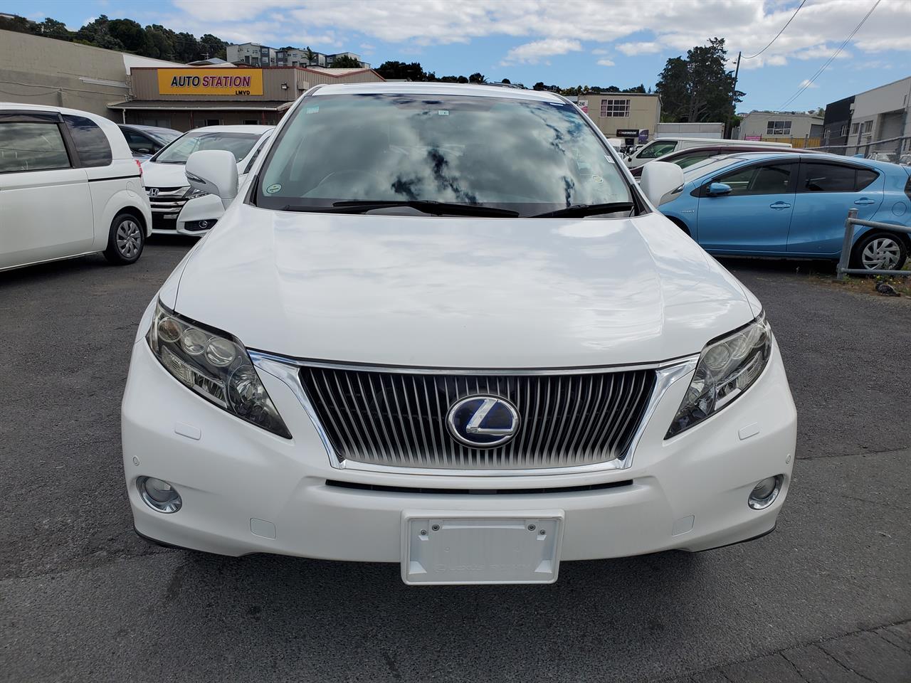 2012 Lexus RX450h thumbnail