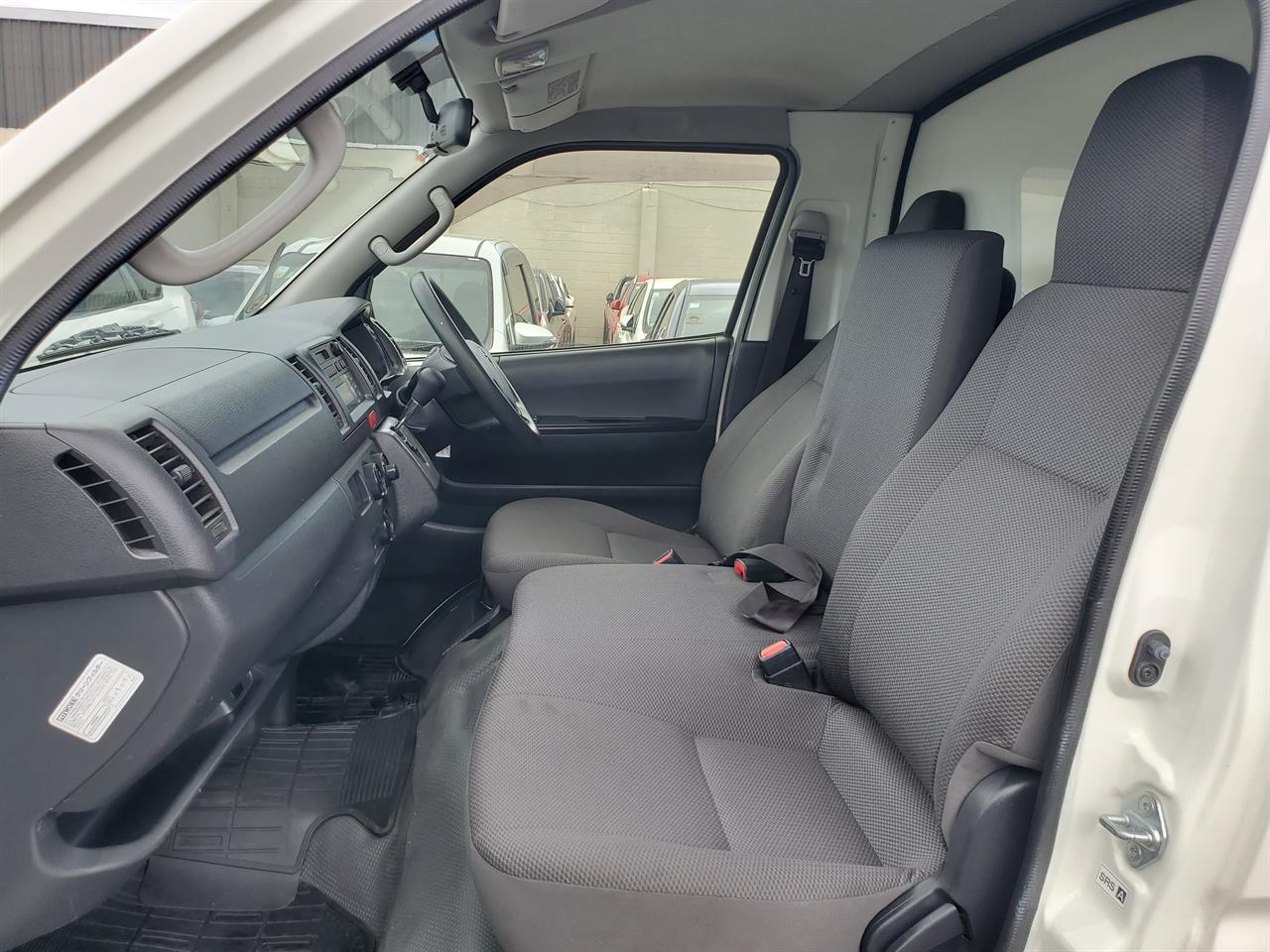 2019 Toyota Hiace thumbnail