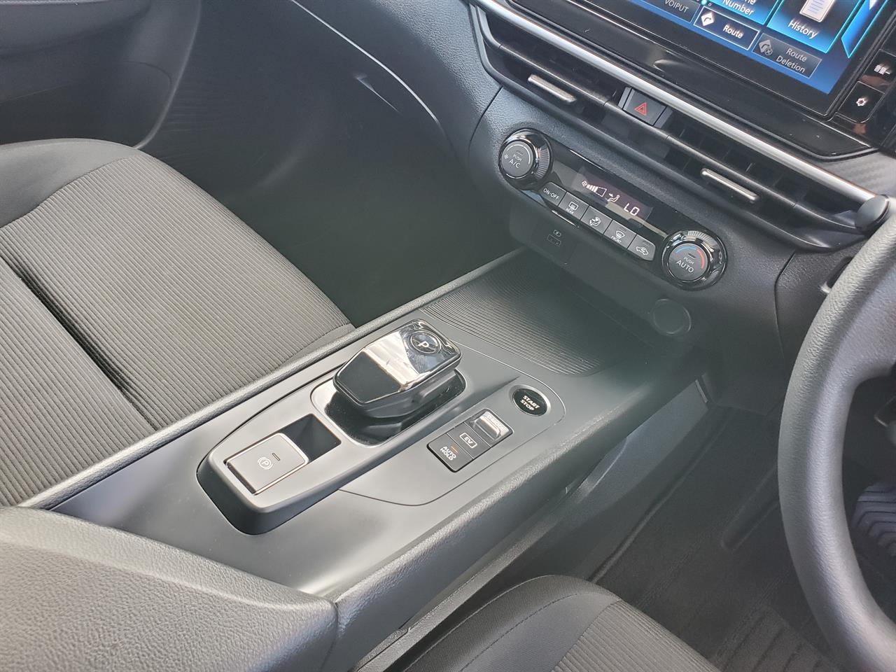 2021 Nissan Note thumbnail