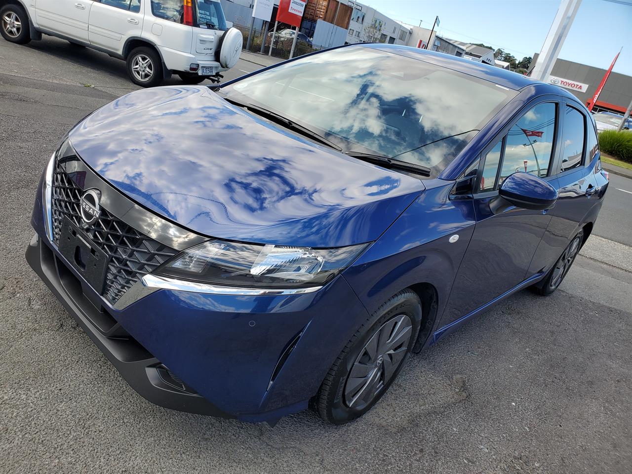 2021 Nissan Note thumbnail