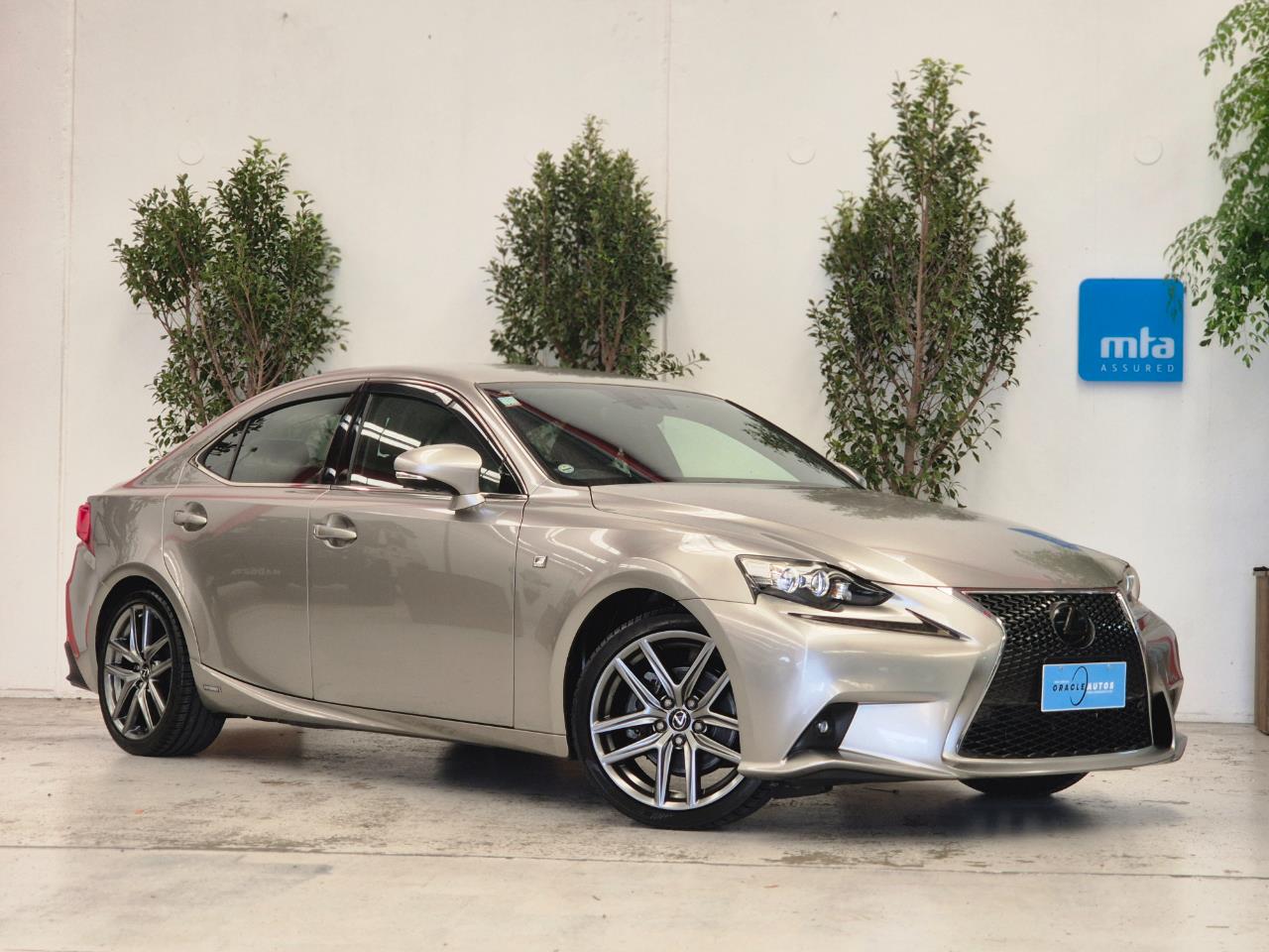 2013 Lexus IS thumbnail
