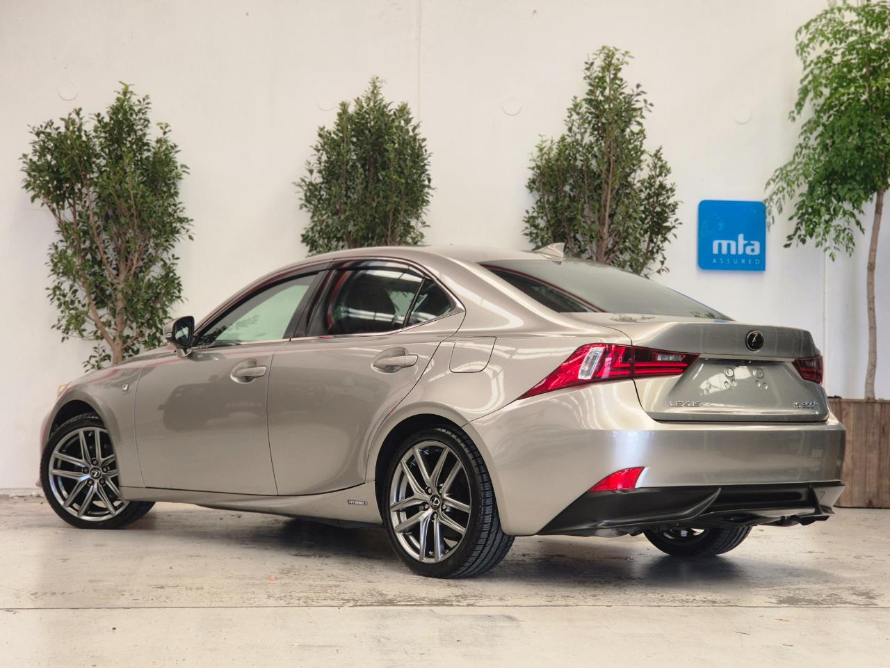 2013 Lexus IS thumbnail
