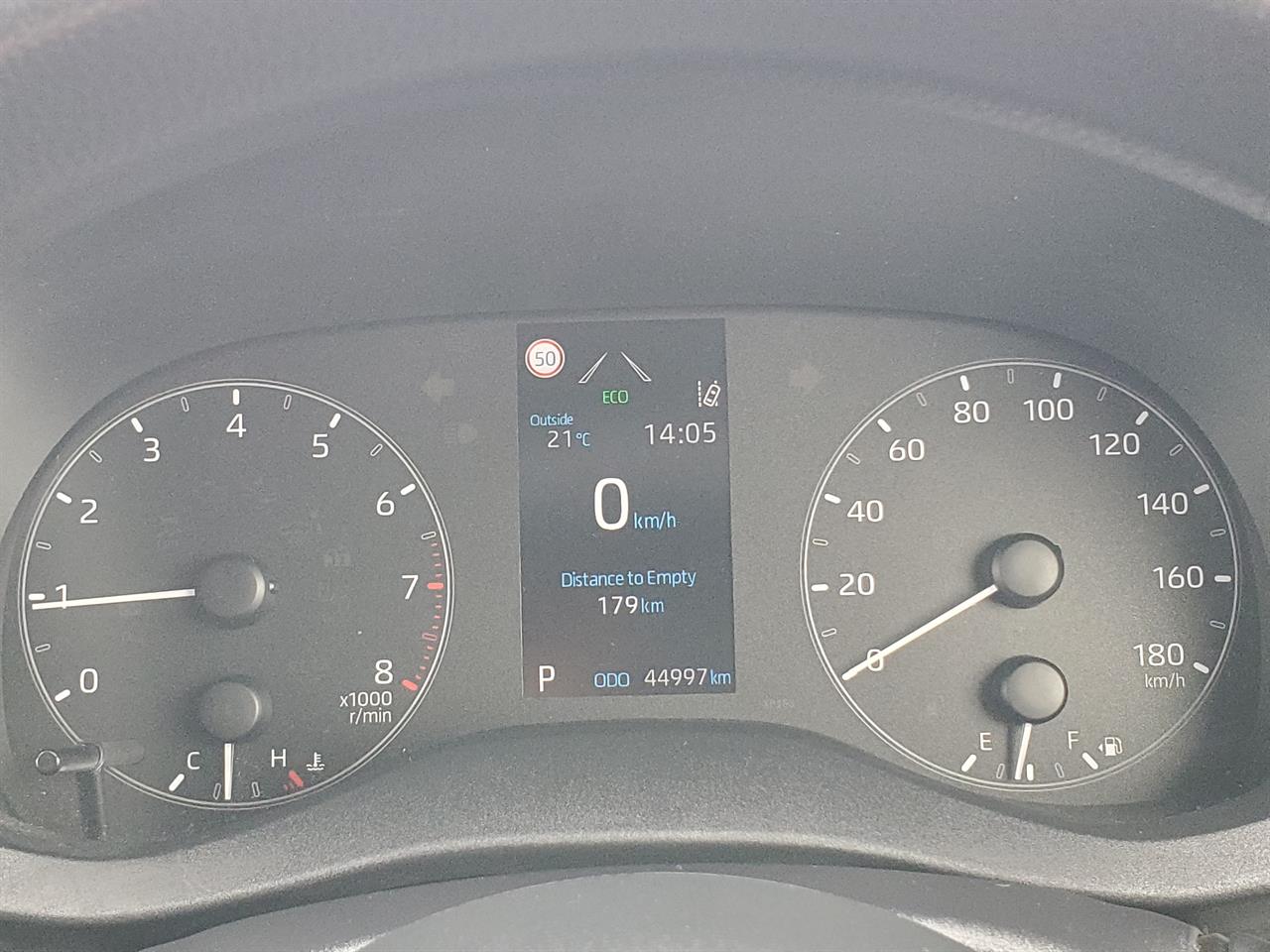 2020 Toyota Yaris thumbnail