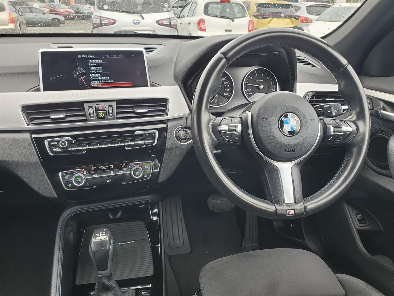 2017 BMW X1 thumbnail