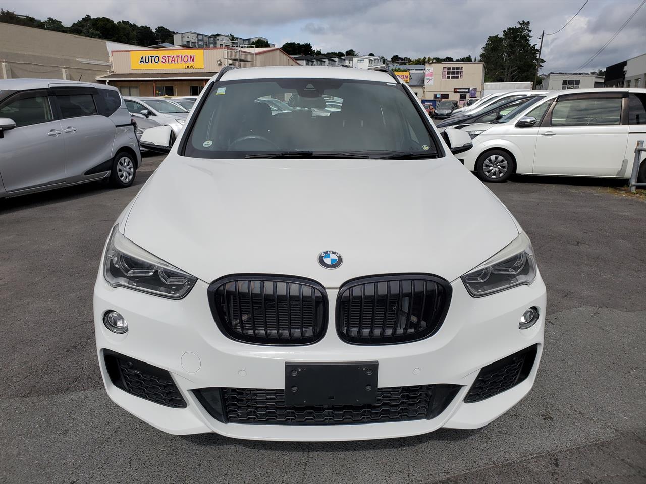 2017 BMW X1 thumbnail