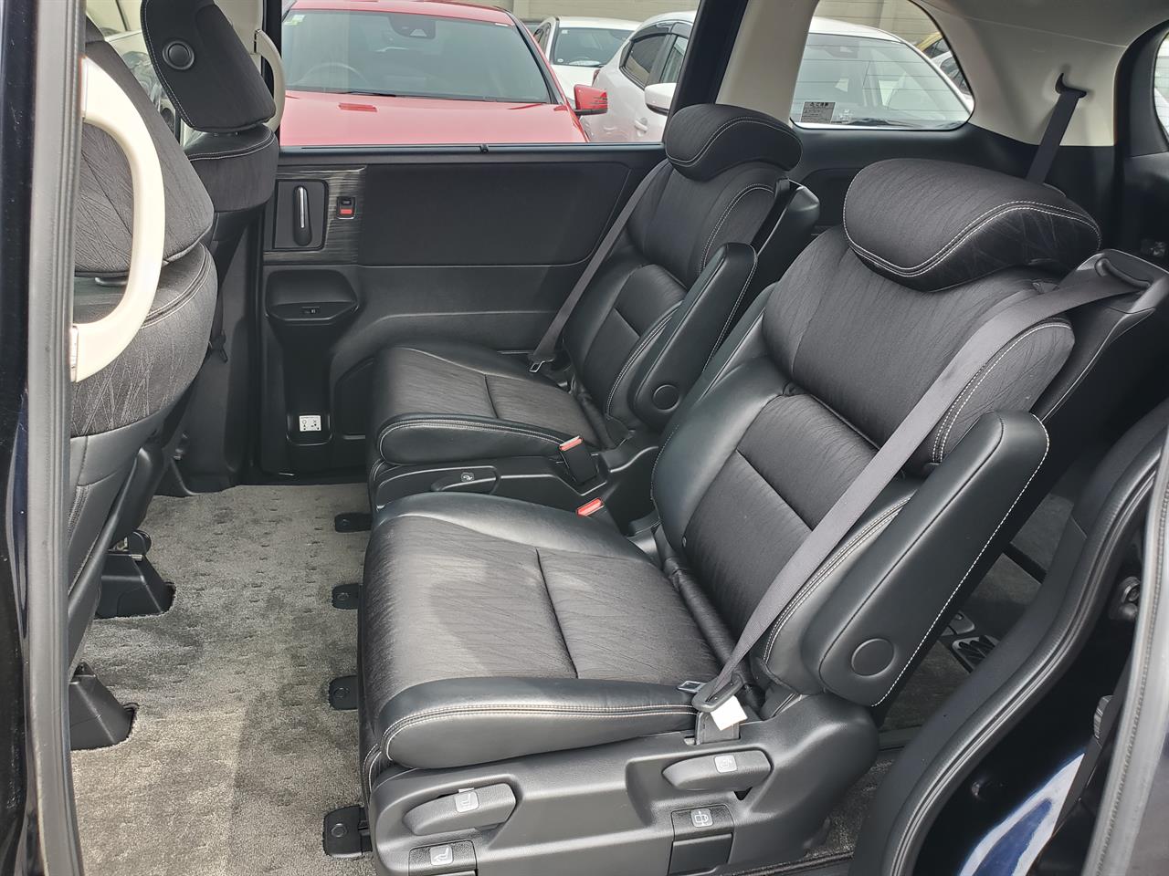 2015 Honda Odyssey thumbnail