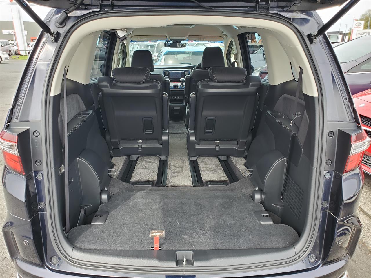 2015 Honda Odyssey thumbnail