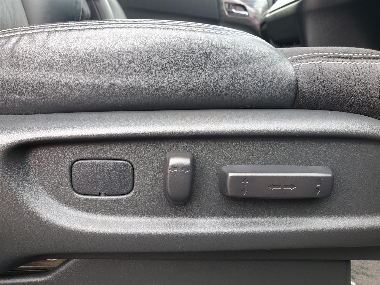 2015 Honda Odyssey thumbnail