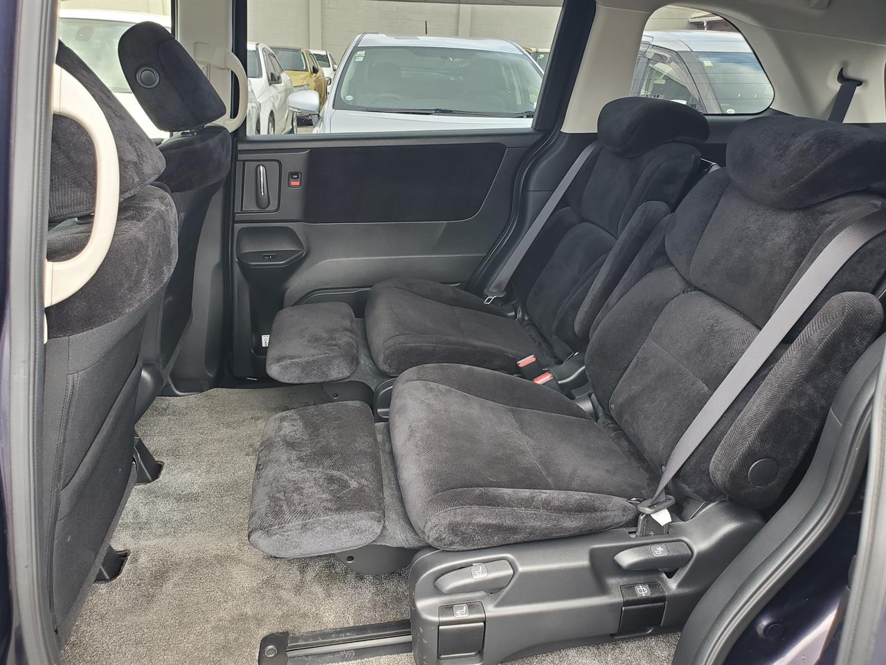 2015 Honda Odyssey thumbnail